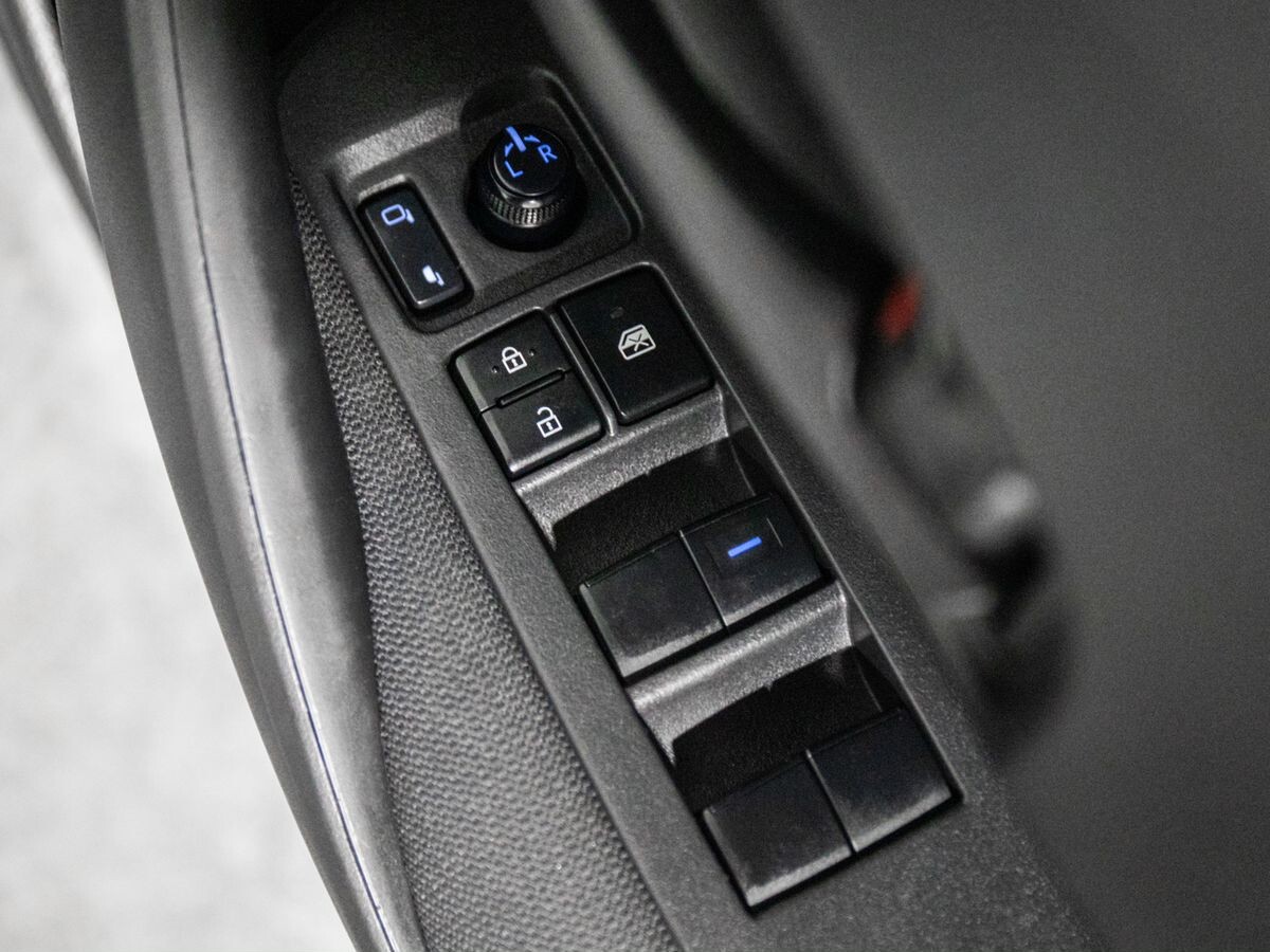 Toyota Corolla 2019 - фото автомобиля