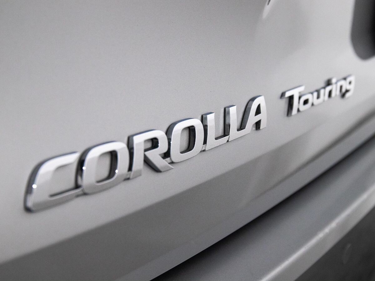 Toyota Corolla 2019 - фото автомобиля