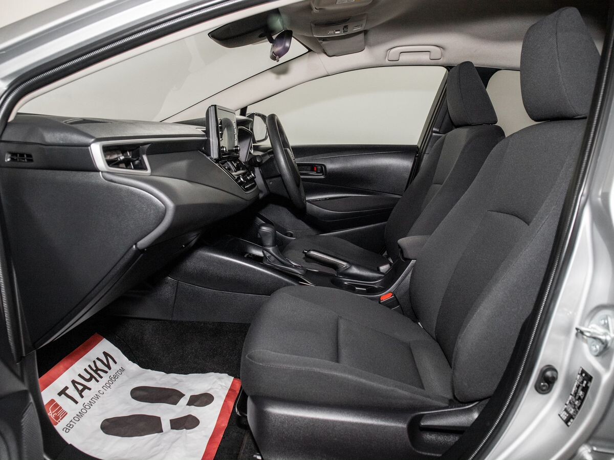 Toyota Corolla 2019 - фото автомобиля