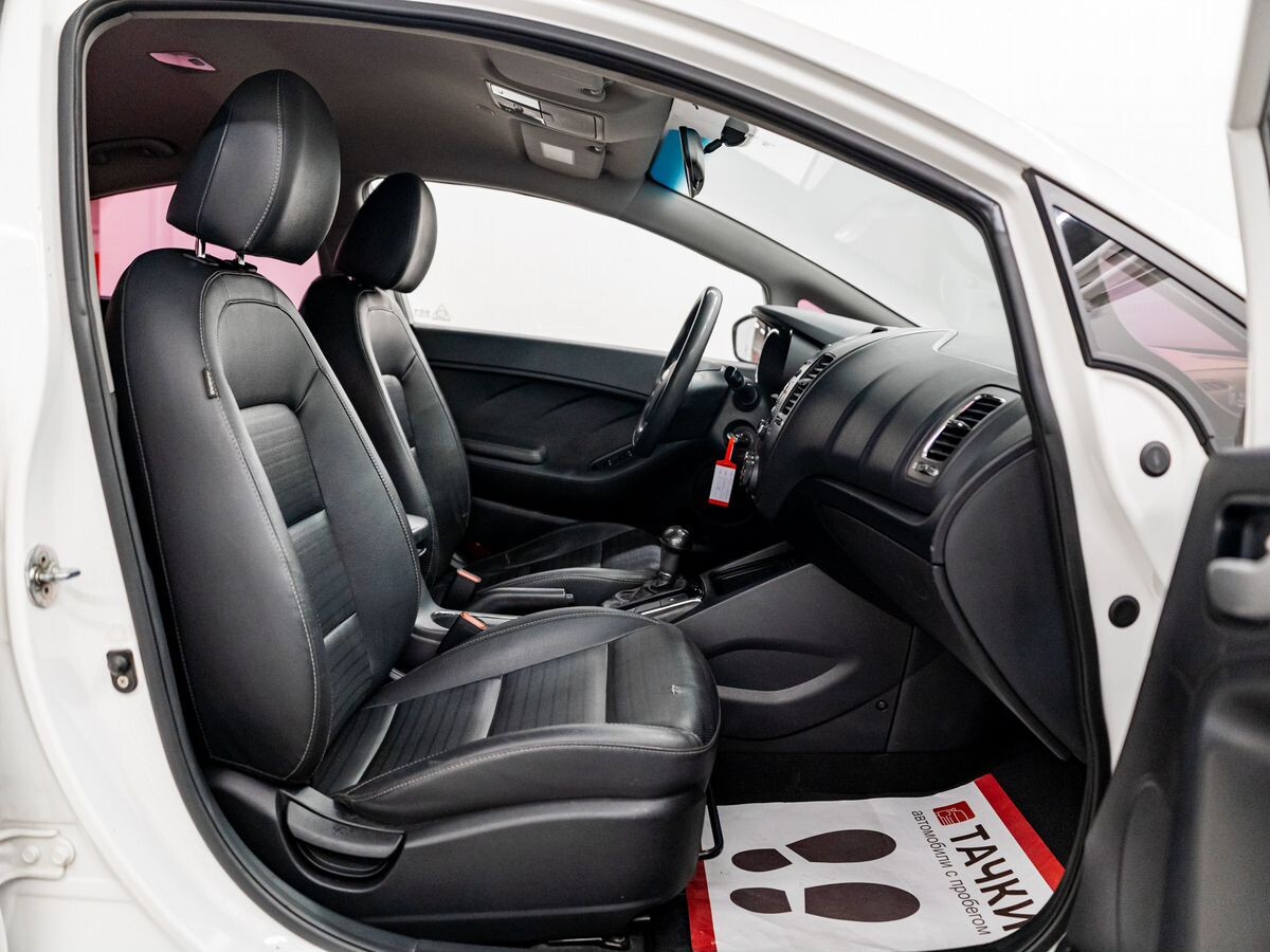 Kia K3 2017 - фото автомобиля