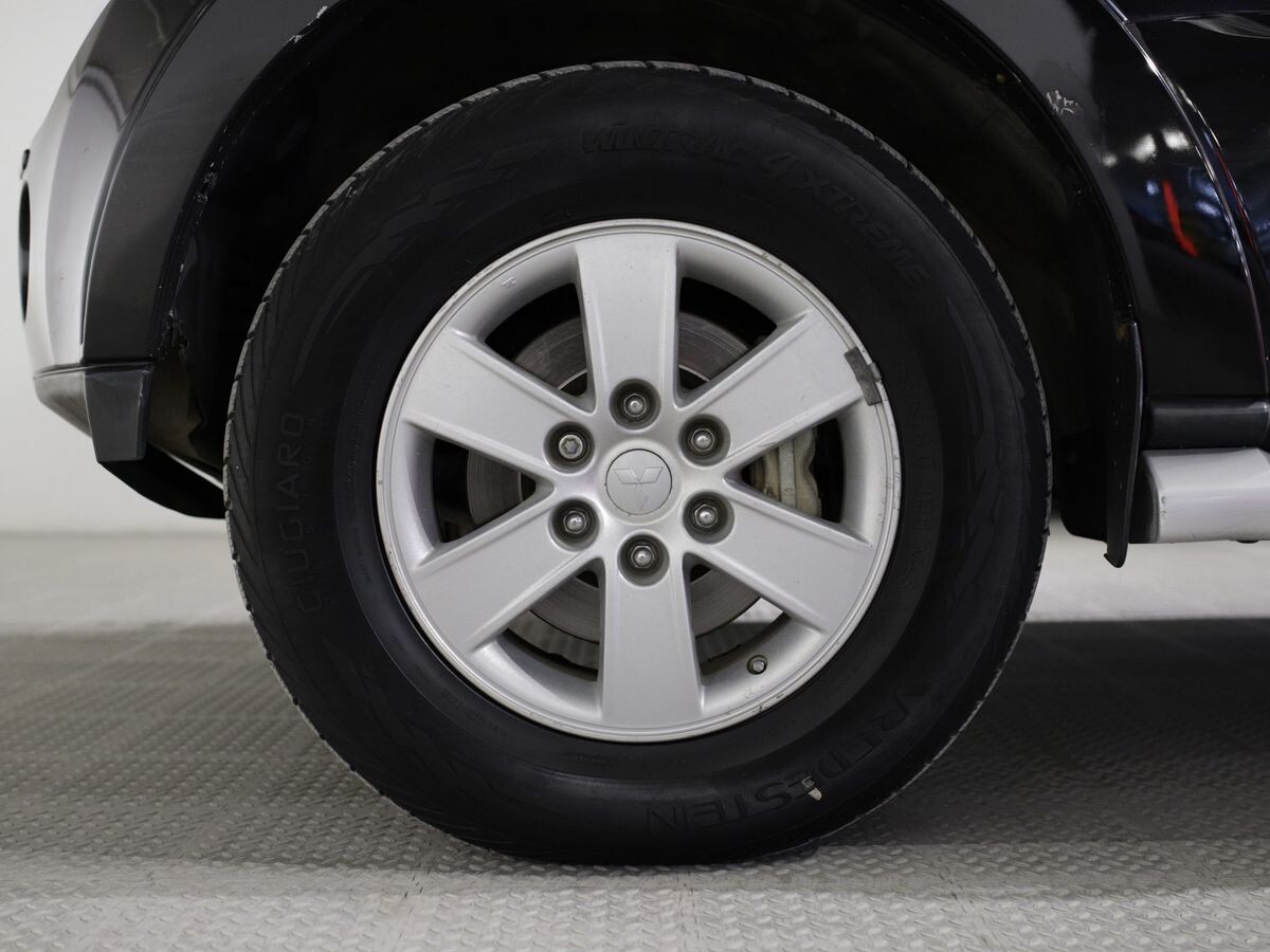 Mitsubishi Pajero 2006 - фото автомобиля
