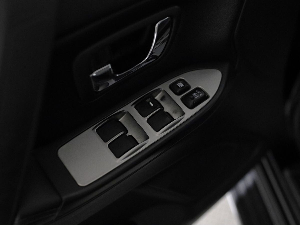 Mitsubishi Pajero 2006 - фото автомобиля