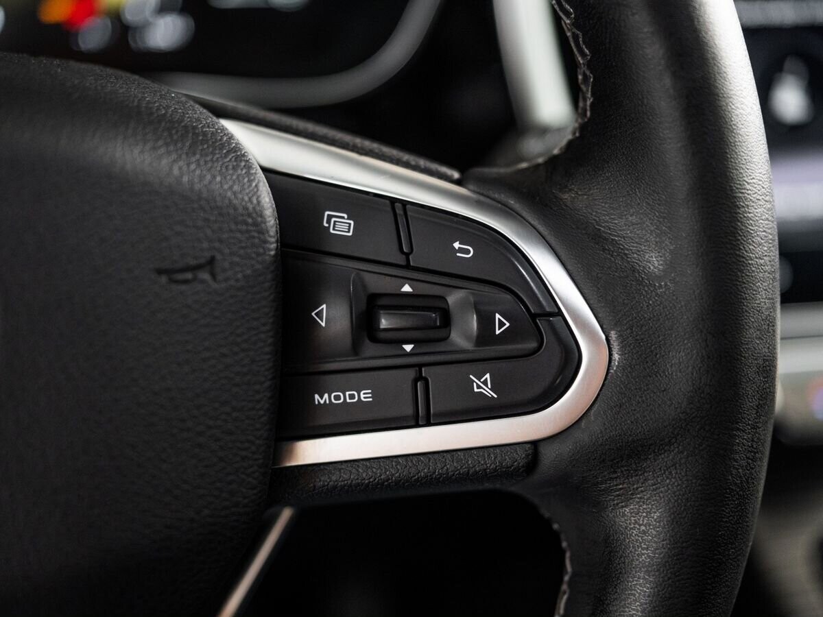 Geely Atlas Pro 2022 - фото автомобиля