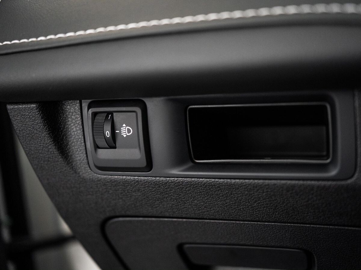 Geely Atlas Pro 2022 - фото автомобиля