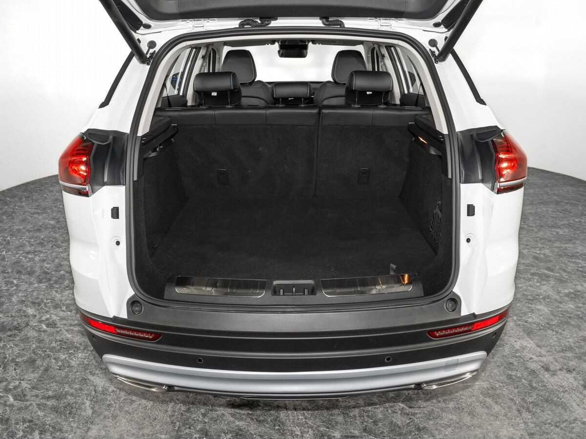 Geely Atlas Pro 2022 - фото автомобиля