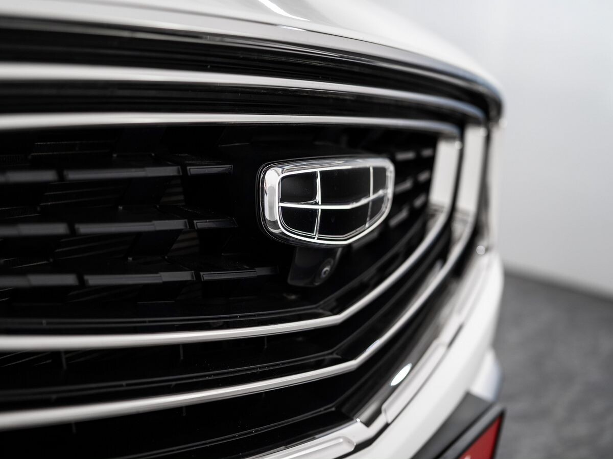 Geely Atlas Pro 2022 - фото автомобиля