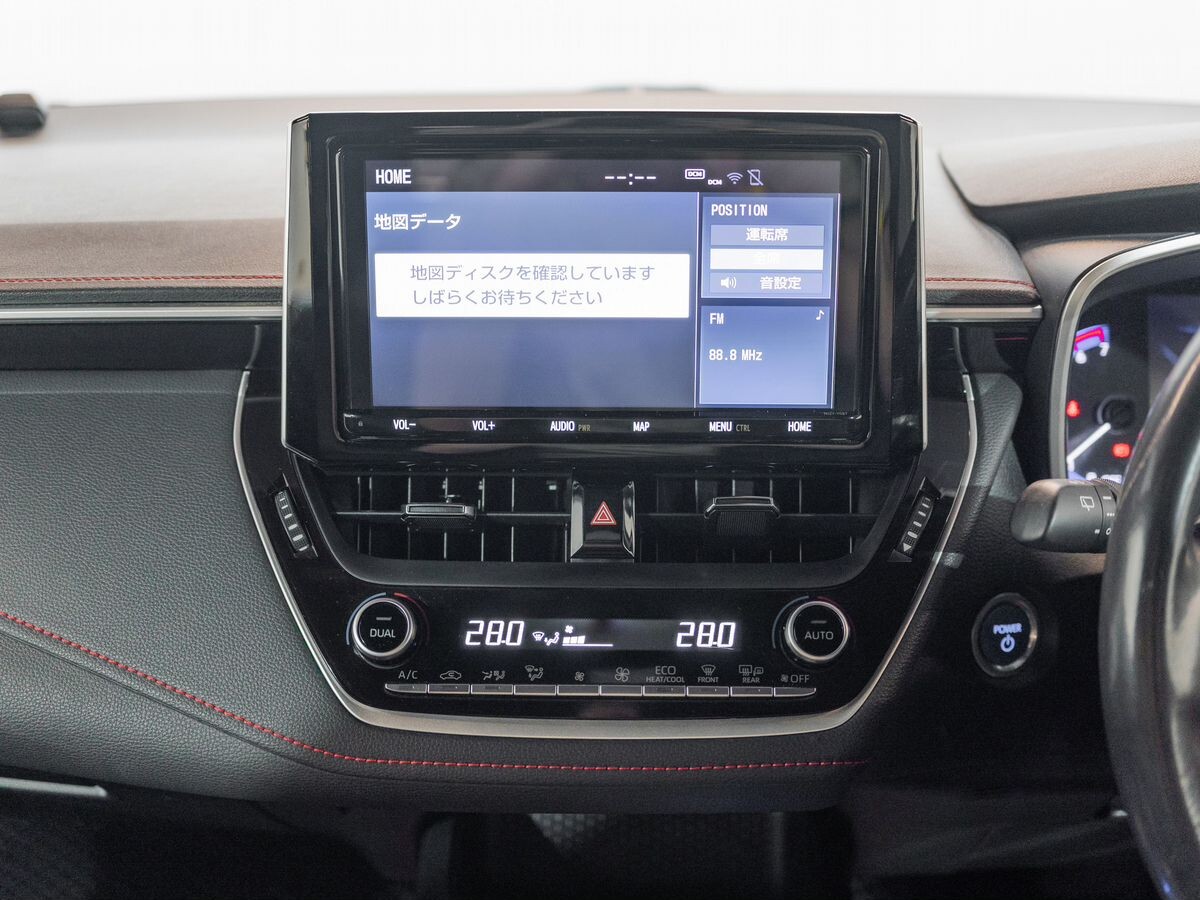 Toyota Corolla 2018 - фото автомобиля