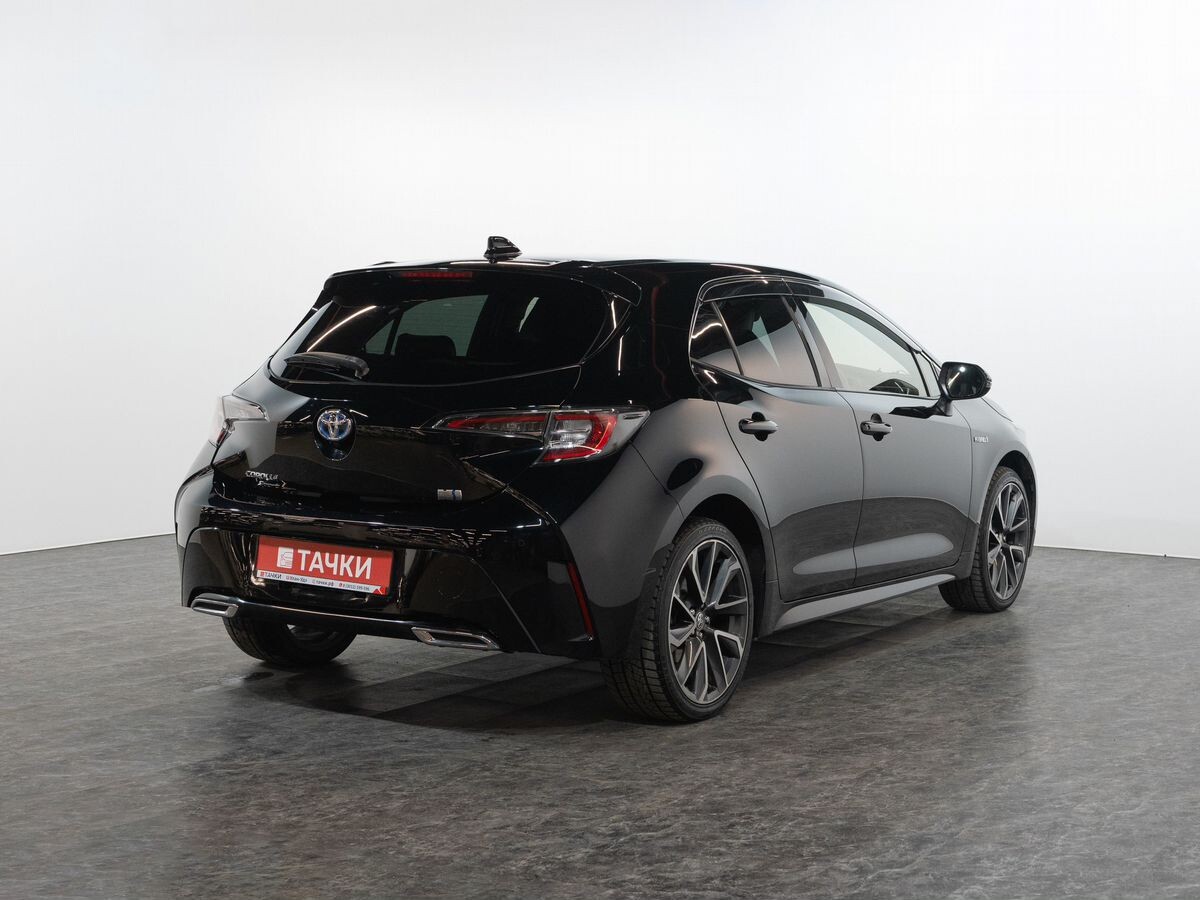 Toyota Corolla 2018 - фото автомобиля