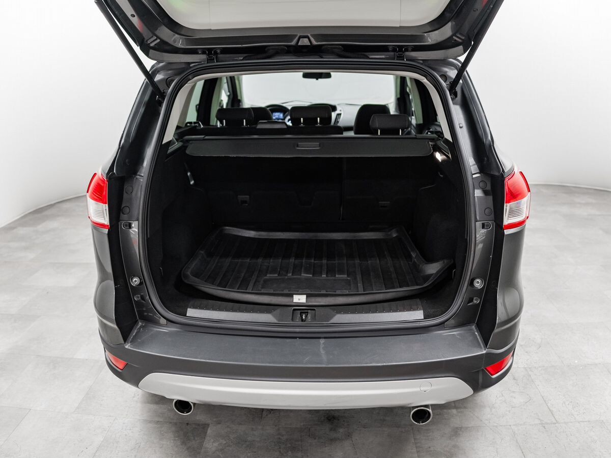 Ford Kuga 2015 - фото автомобиля