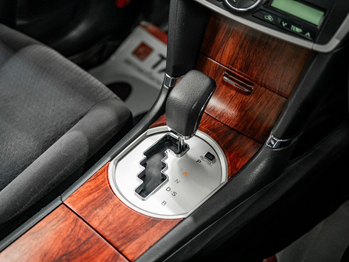 Toyota Allion 2010 - фото автомобиля