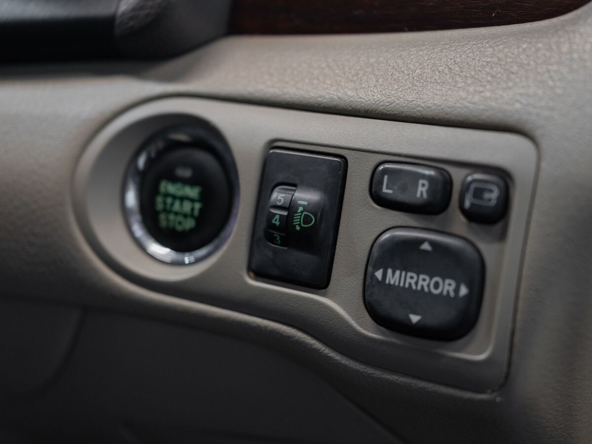 Toyota Premio 2010 - фото автомобиля