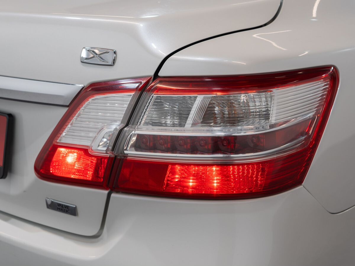 Toyota Premio 2010 - фото автомобиля