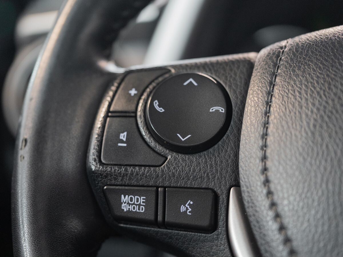 Toyota RAV4 2016 - фото автомобиля