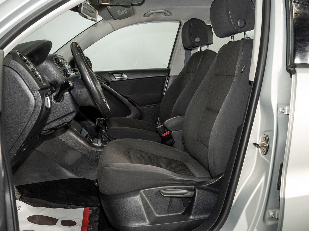 Volkswagen Tiguan 2014 - фото автомобиля