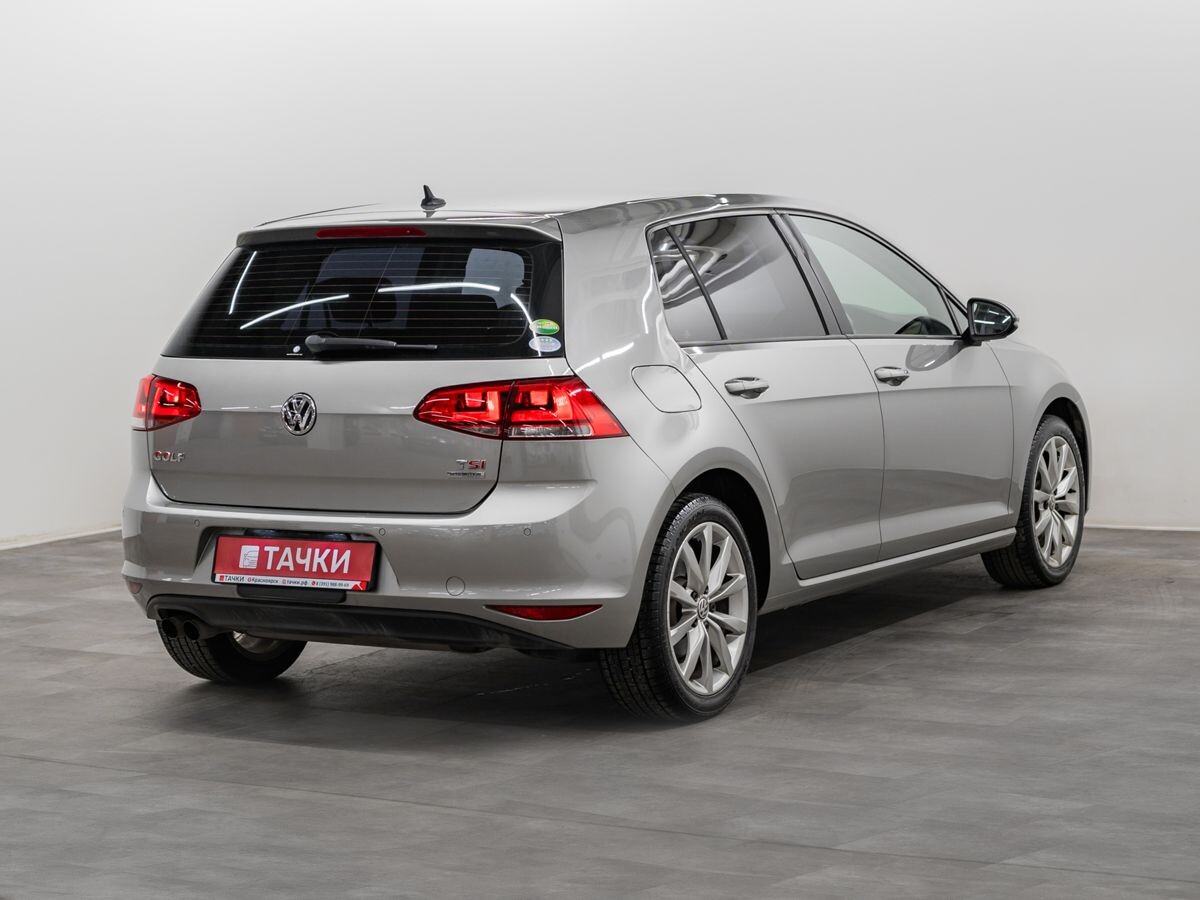 Volkswagen Golf 2013 - фото автомобиля