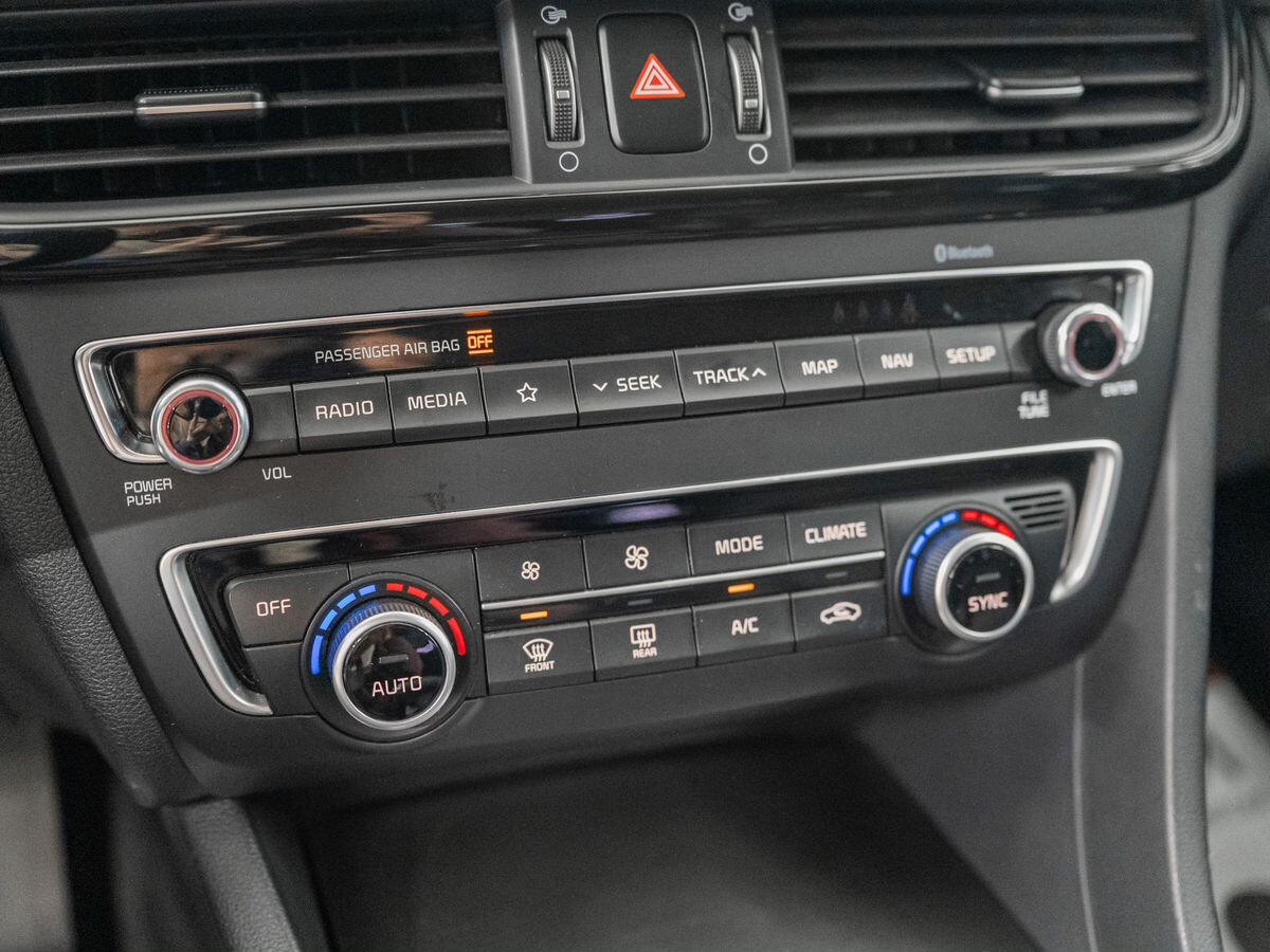 Kia K5 2019 - фото автомобиля