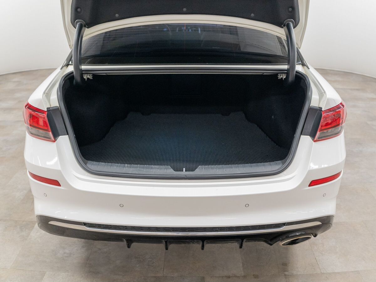 Kia K5 2019 - фото автомобиля