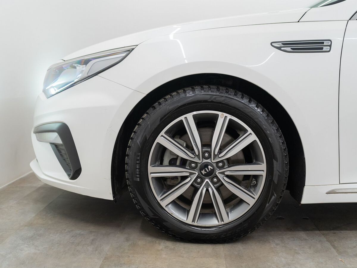 Kia K5 2019 - фото автомобиля