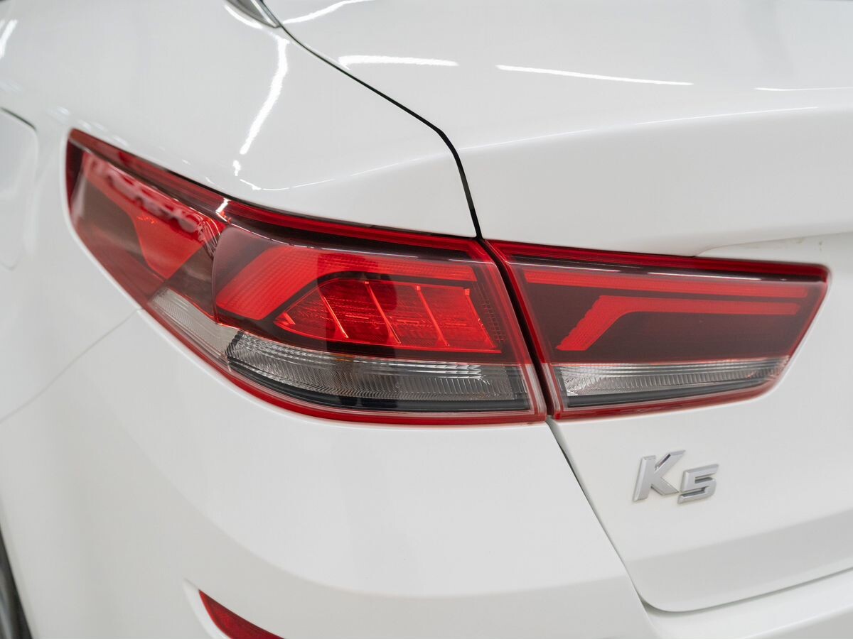 Kia K5 2019 - фото автомобиля
