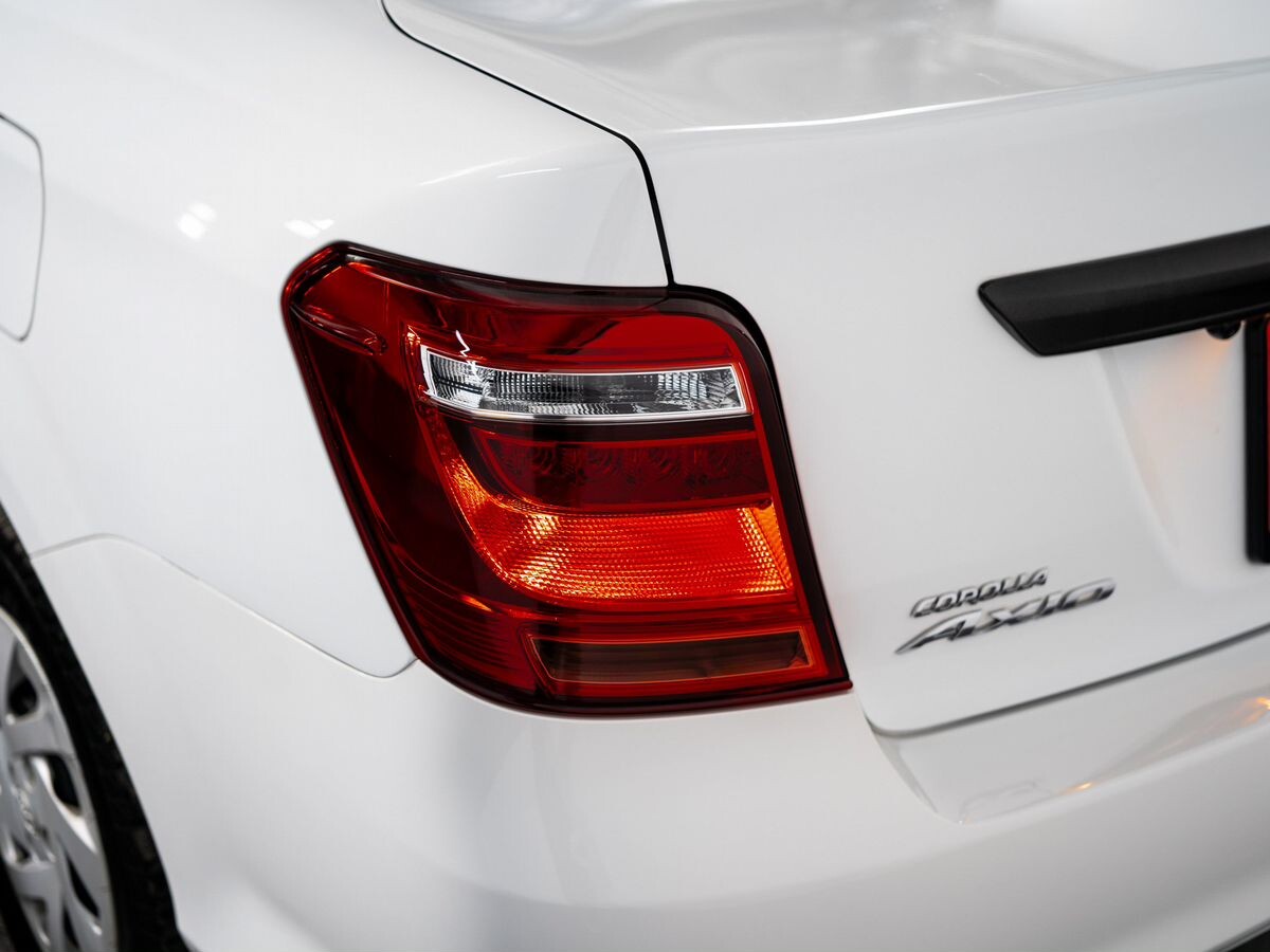 Toyota Corolla Axio 2018 - фото автомобиля