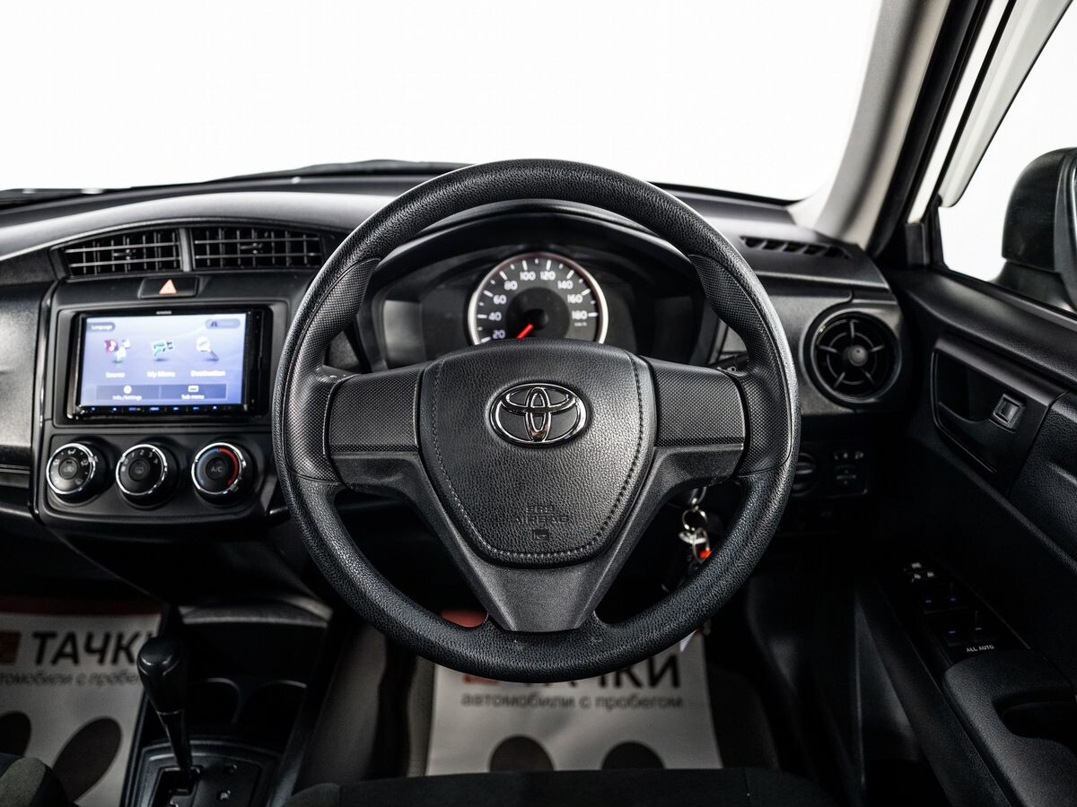 Toyota Corolla Axio 2018 - фото автомобиля