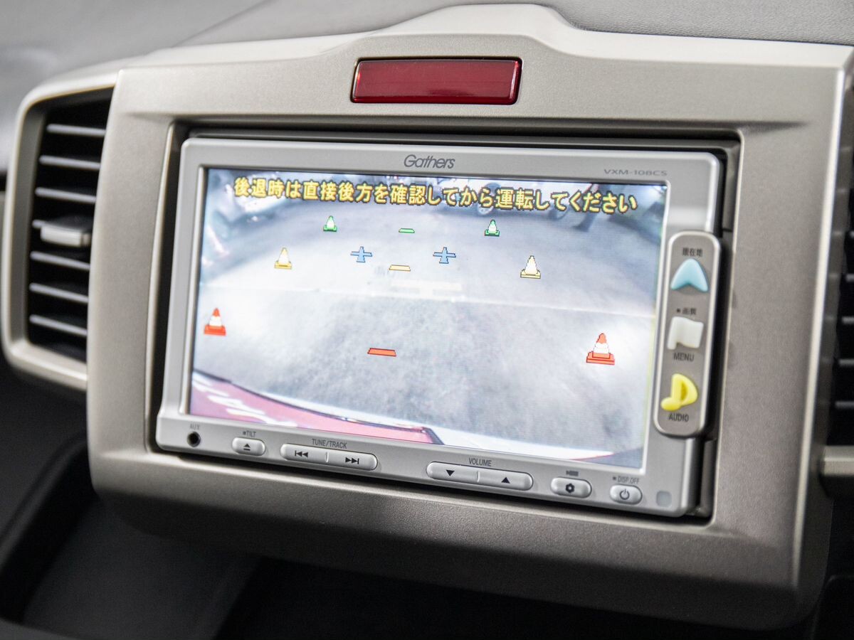 Honda Freed 2010 - фото автомобиля