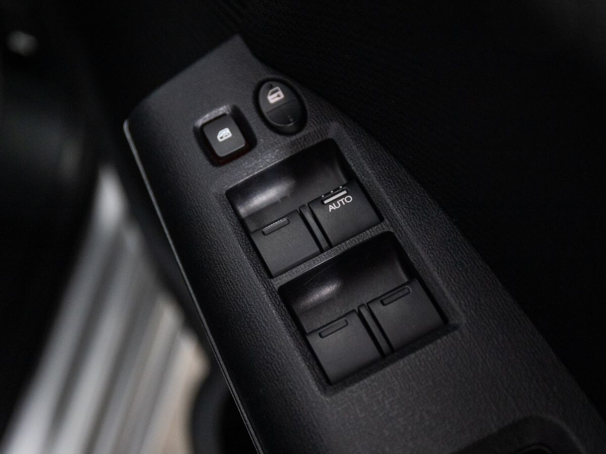 Honda Freed 2010 - фото автомобиля