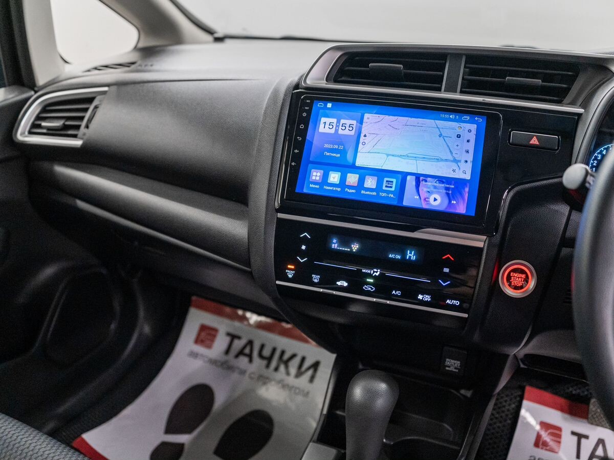 Honda Fit 2018 - фото автомобиля