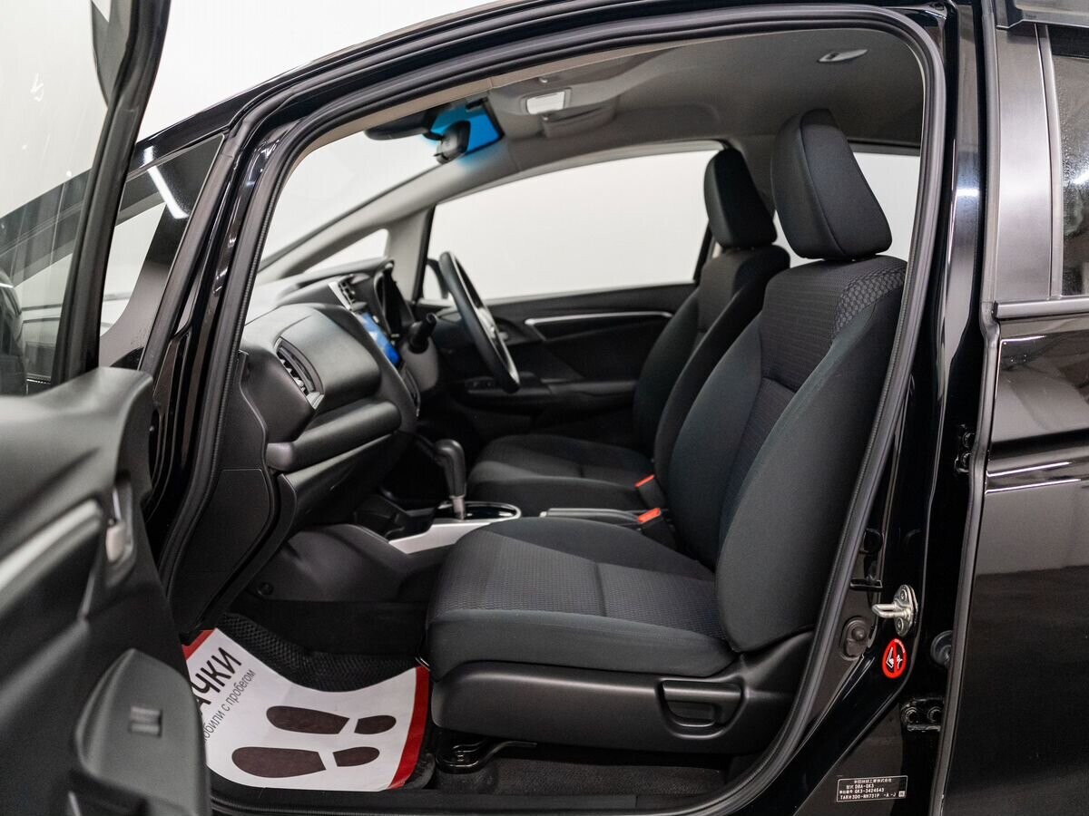 Honda Fit 2018 - фото автомобиля