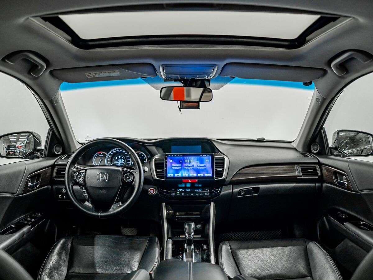 Honda Accord 2016 - фото автомобиля