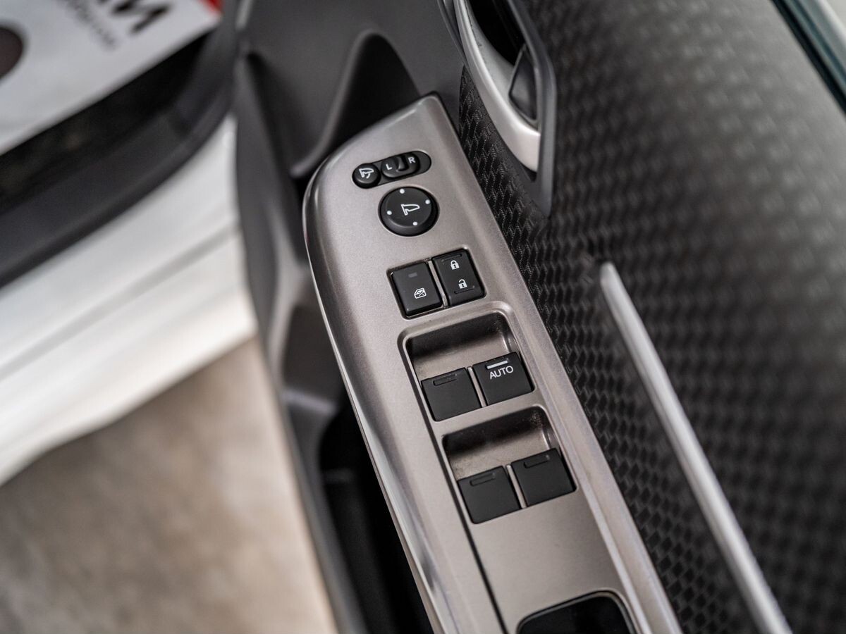 Honda Stepwgn 2017 - фото автомобиля