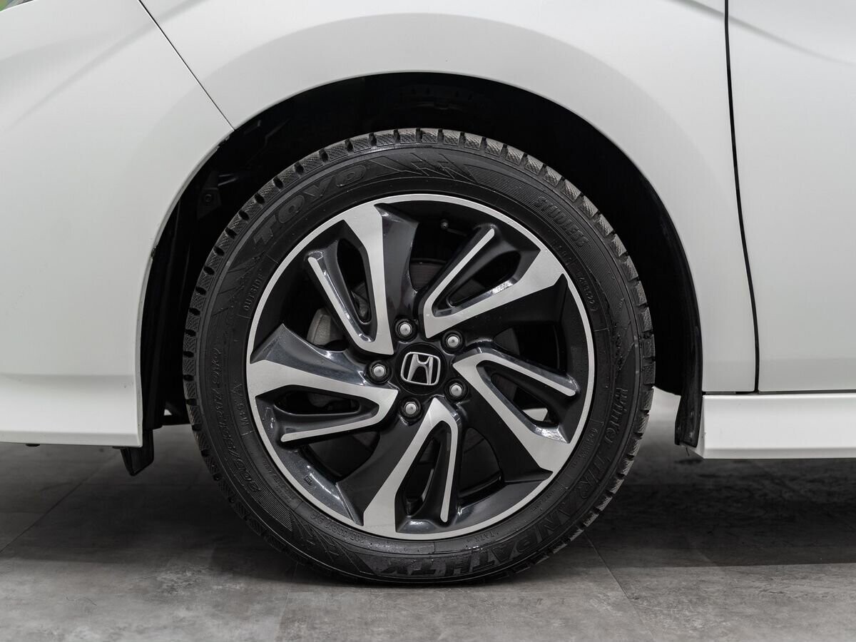 Honda Stepwgn 2017 - фото автомобиля