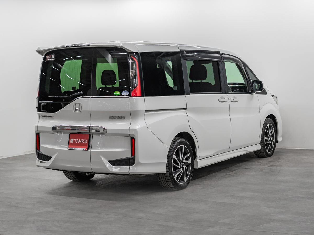 Honda Stepwgn 2017 - фото автомобиля