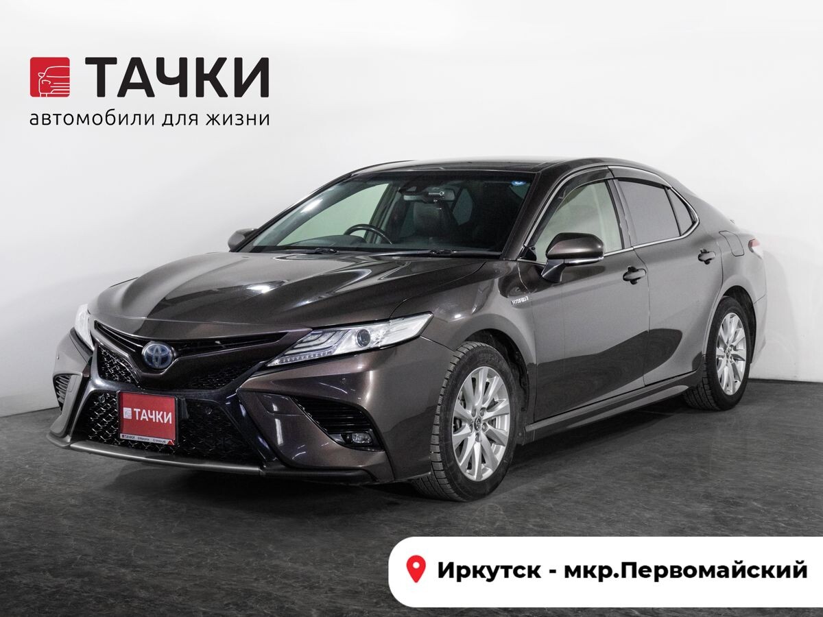 Toyota Camry 2018 - фото автомобиля