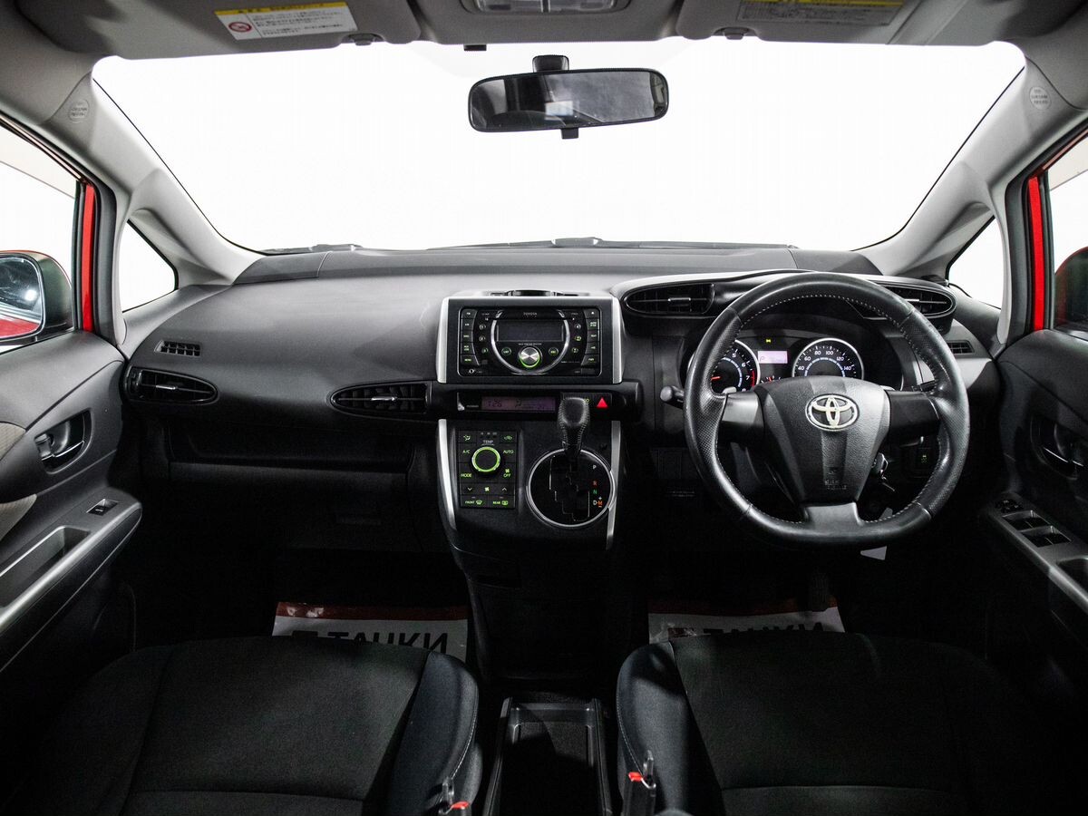 Toyota Wish 2010 - фото автомобиля