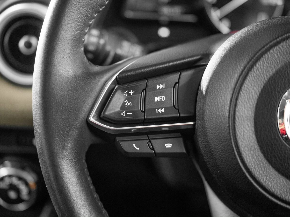 Mazda CX-3 2022 - фото автомобиля