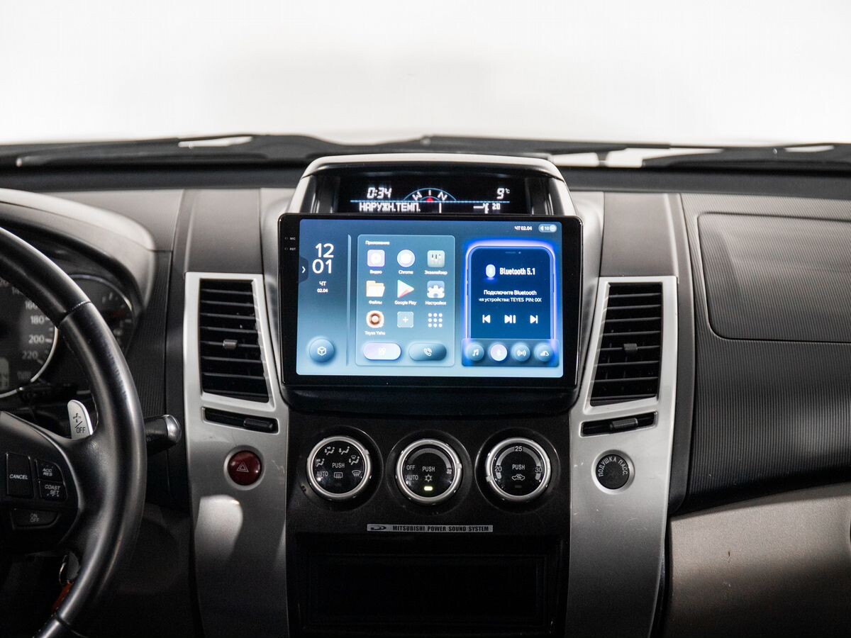 Mitsubishi Pajero Sport 2015 - фото автомобиля