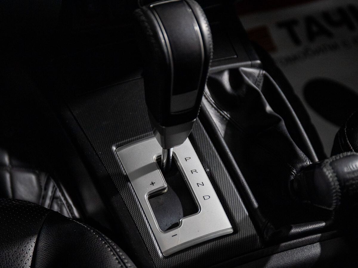 Mitsubishi Pajero Sport 2015 - фото автомобиля