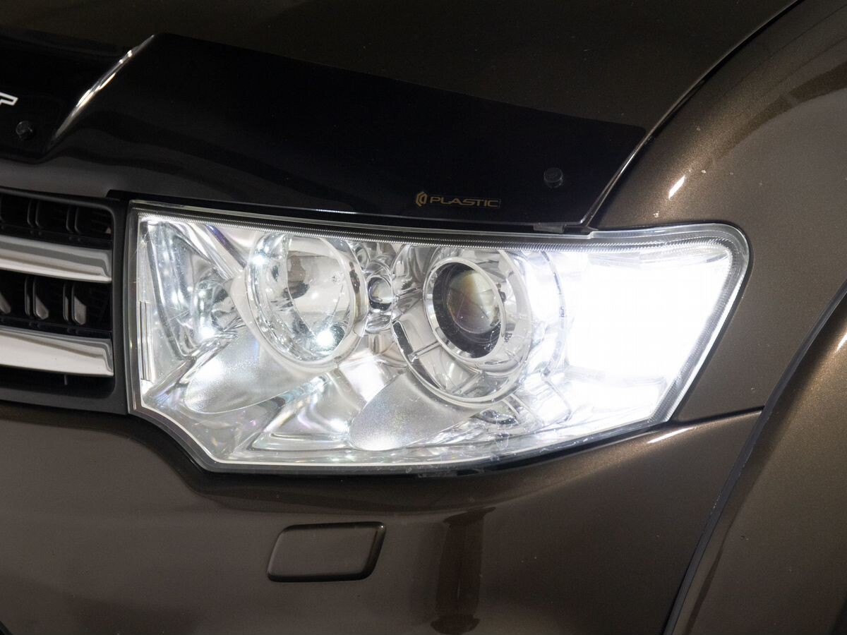 Mitsubishi Pajero Sport 2015 - фото автомобиля