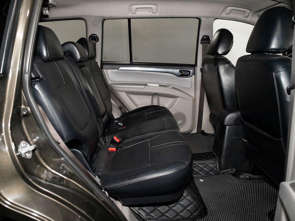 Mitsubishi Pajero Sport 2015 - фото автомобиля