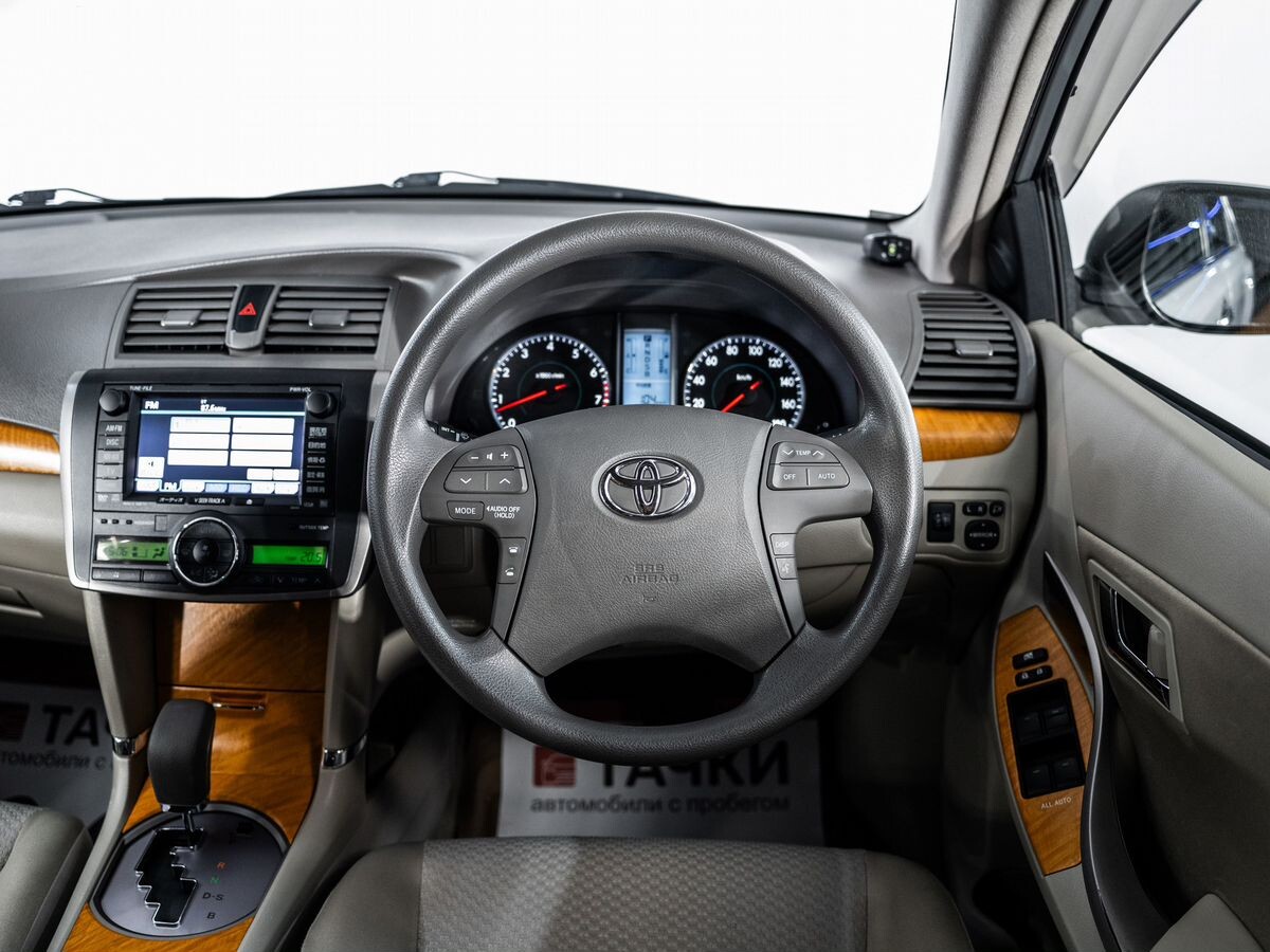 Toyota Premio 2008 - фото автомобиля