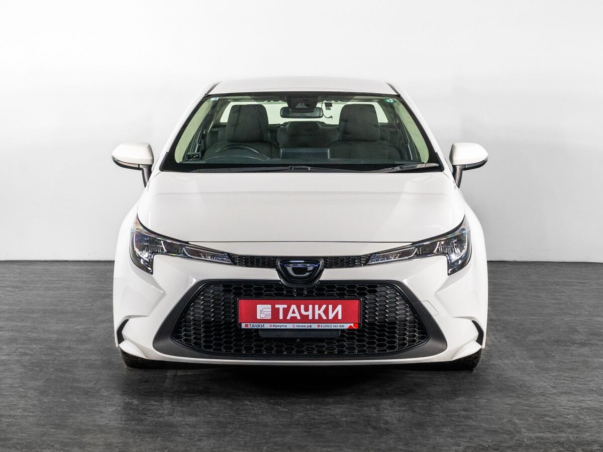 Toyota Corolla 2021 - фото автомобиля