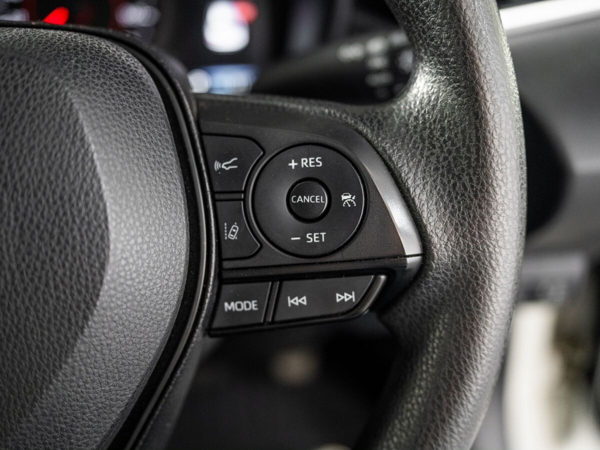 Toyota Corolla 2021 - фото автомобиля