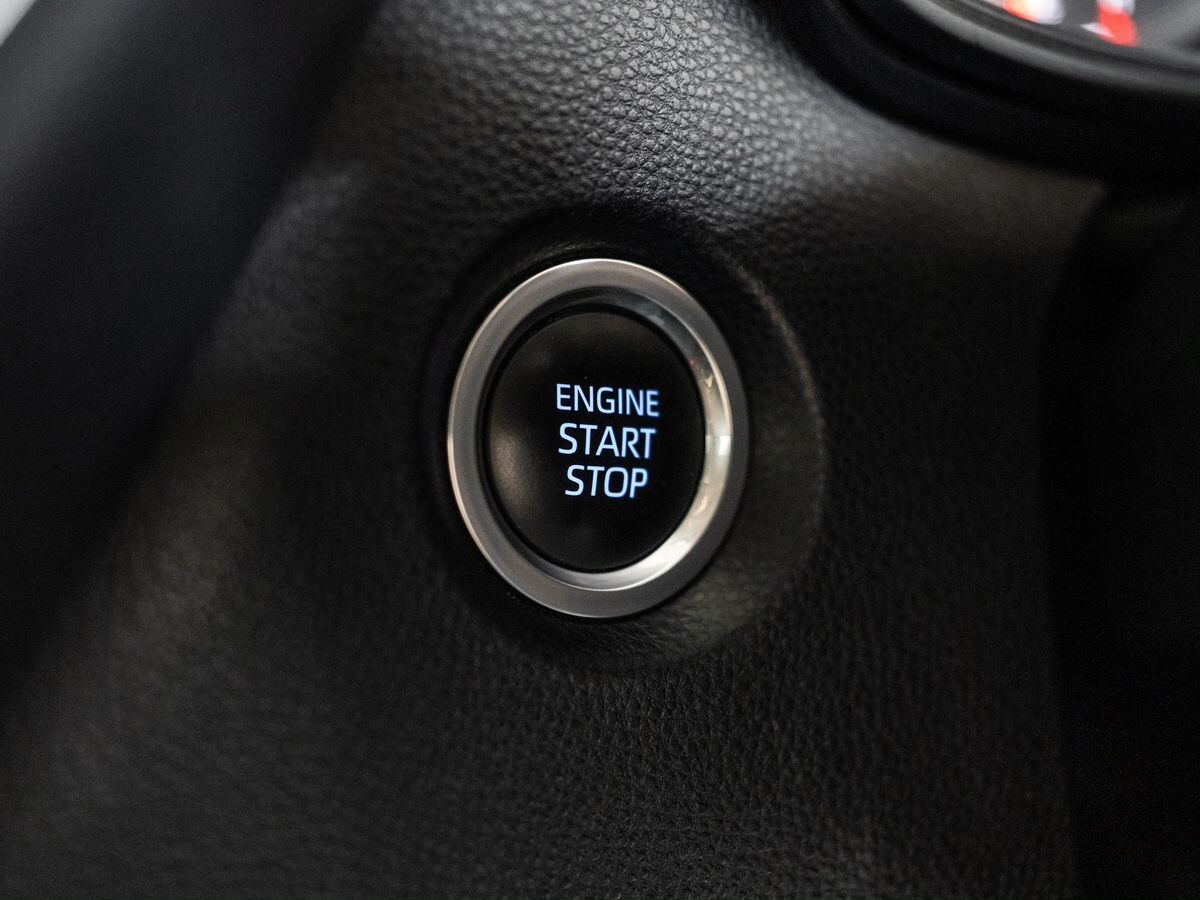 Toyota Corolla 2021 - фото автомобиля