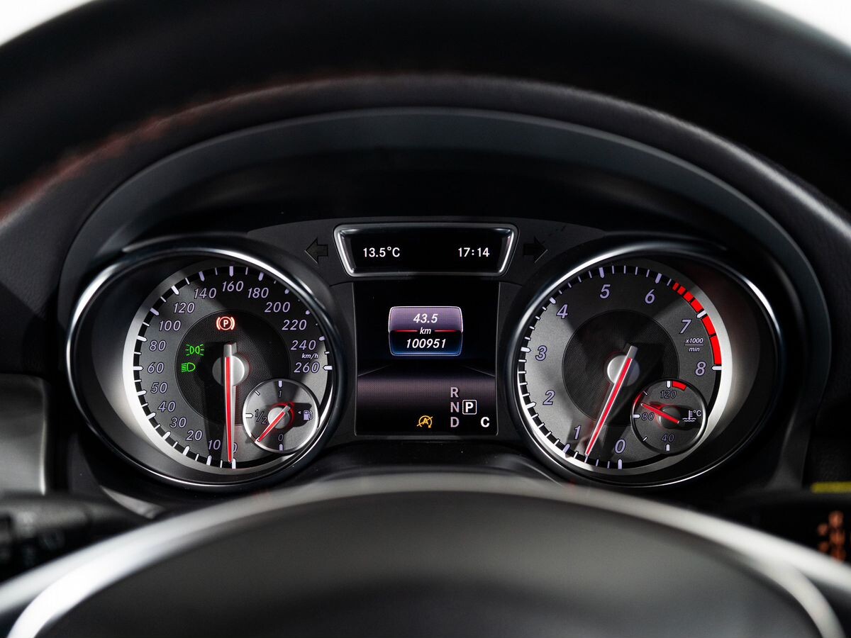 Mercedes-Benz CLA-Class 2015 - фото автомобиля