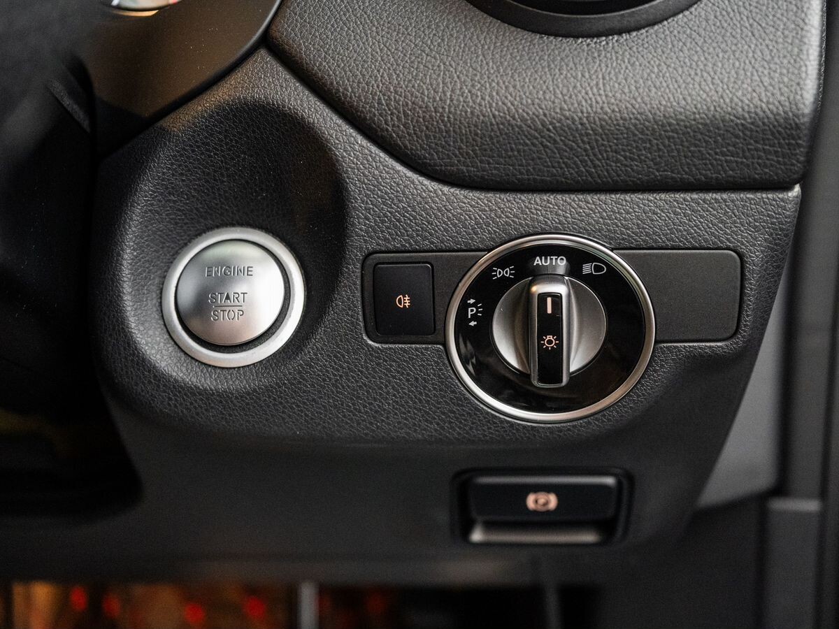 Mercedes-Benz CLA-Class 2015 - фото автомобиля