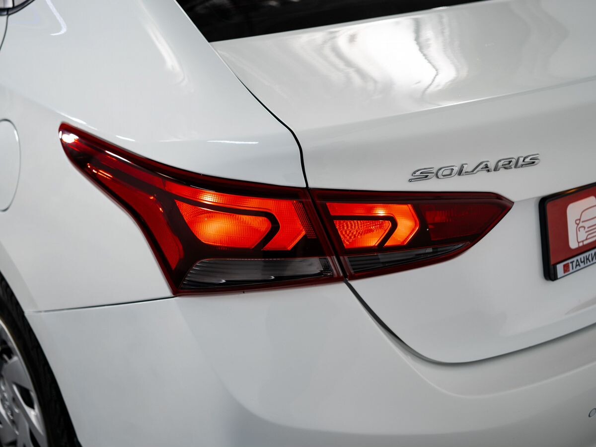 Hyundai Solaris 2017 - фото автомобиля