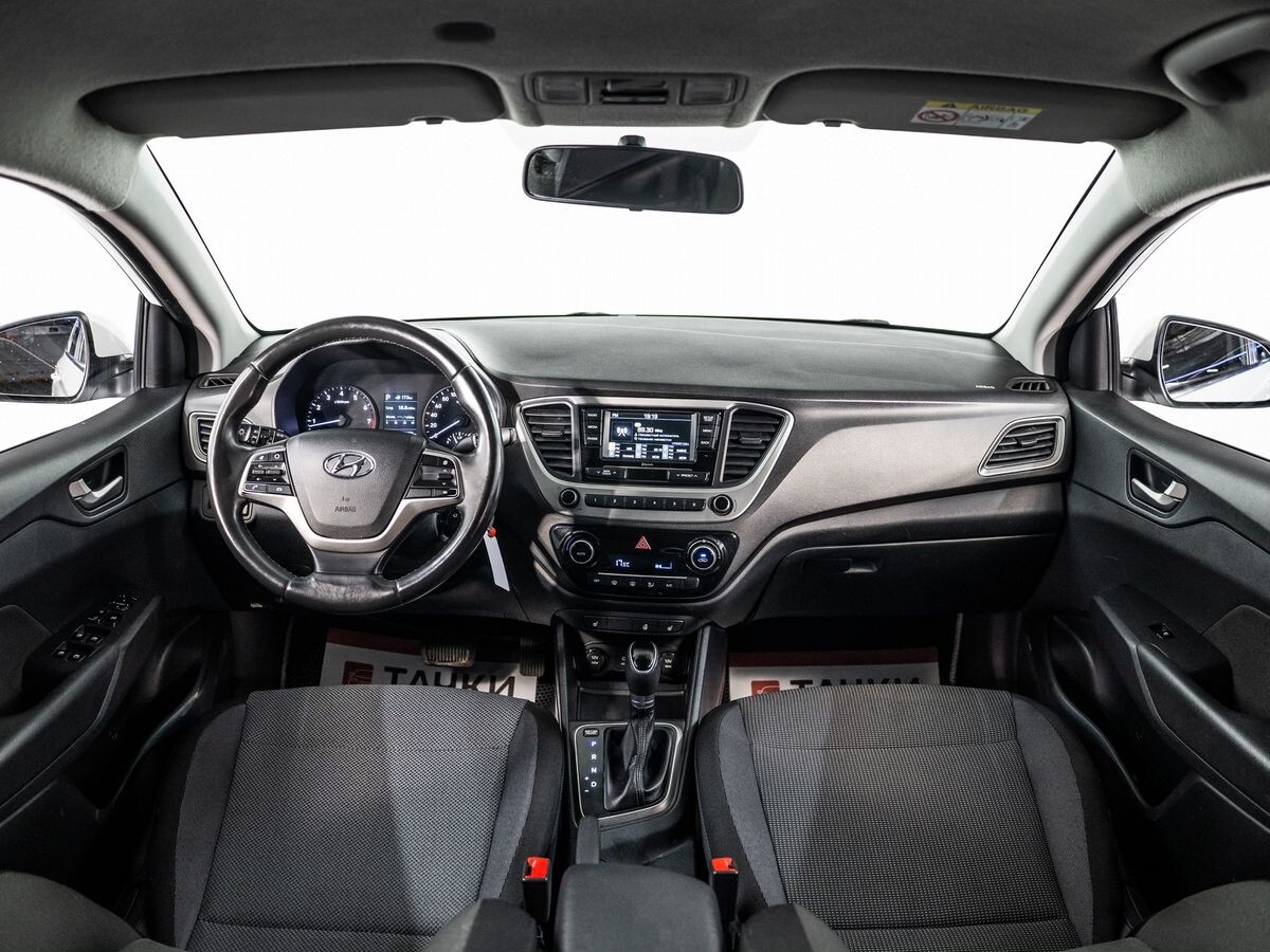 Hyundai Solaris 2017 - фото автомобиля