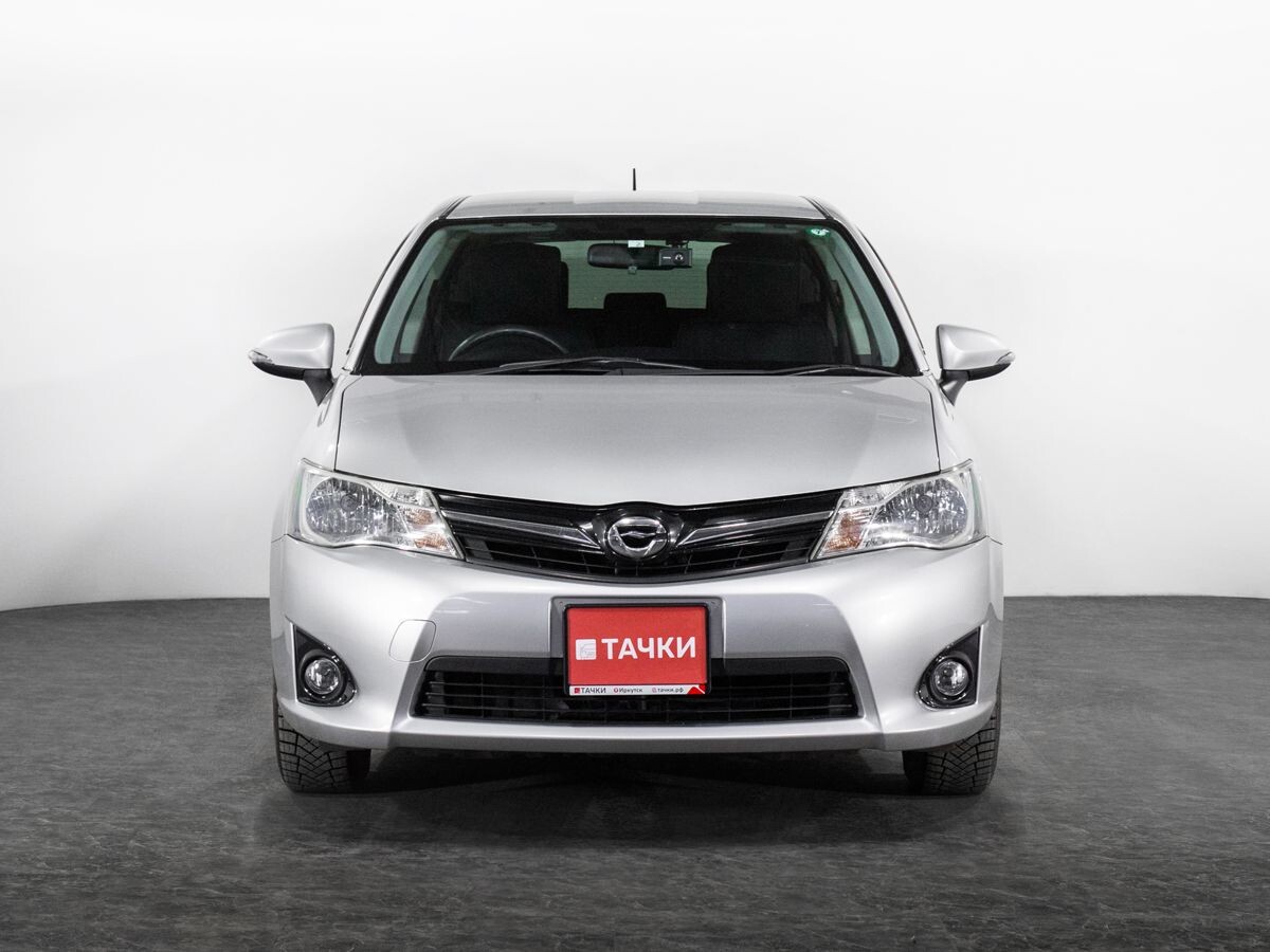 Toyota Corolla 2014 - фото автомобиля