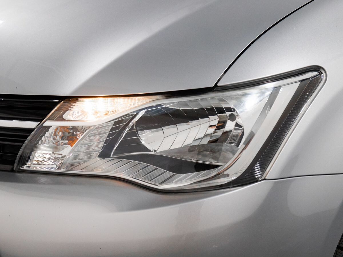 Toyota Corolla 2014 - фото автомобиля